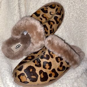 UGG Scuffette II leopard slippers